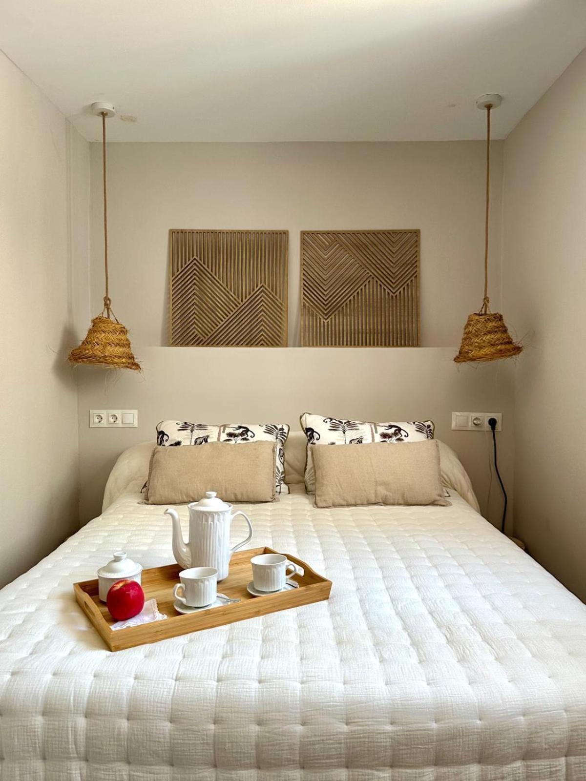 A Bright Townhouse In The Marbellamar Residential Development Appartamento *